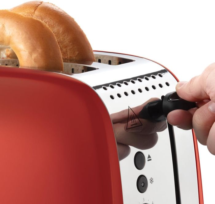 Тостер Russell Hobbs Colours Plus 1600Вт, підігрів, розморожування, метал., червоний