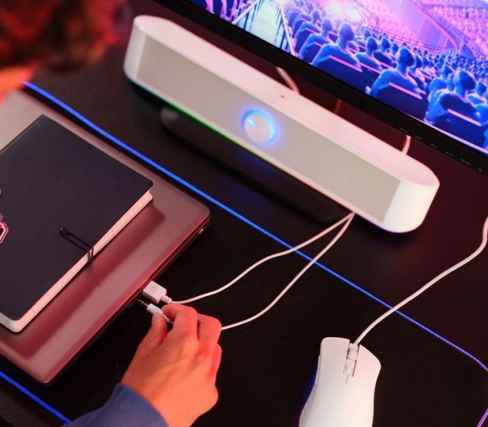 Акустическая система Trust GXT 619 Thorne Саундбар, USB/AUX,  RGB, Белый