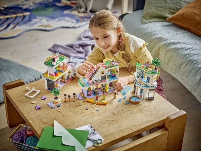 Конструктор LEGO Friends Торговый центр в Хартлейк-Сити