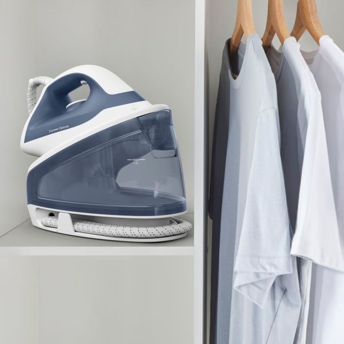 Утюг-парогенератор Tefal Optimal, 2200Вт, 1200мл, паровой удар -190гр, постоянный пар - 110гр, керам. подошва, бело-синий