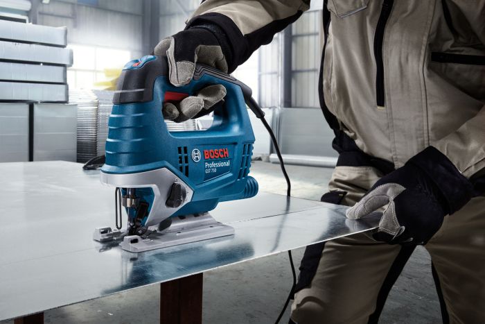 Лобзик Bosch Professional GST 750 520Вт SDS 800-3200об/хв хід 20мм 23кг кейс