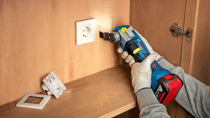 Багатофункціональний інструмент реноватор Bosch Professional GOP 185-LI SOLO 18.0 V 20000об/хв 1.2кг без АКБ та ЗП