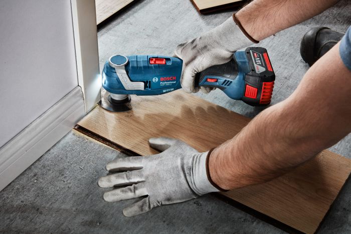 Багатофункціональний інструмент реноватор Bosch Professional GOP 185-LI SOLO 18.0 V 20000об/хв 1.2кг без АКБ та ЗП