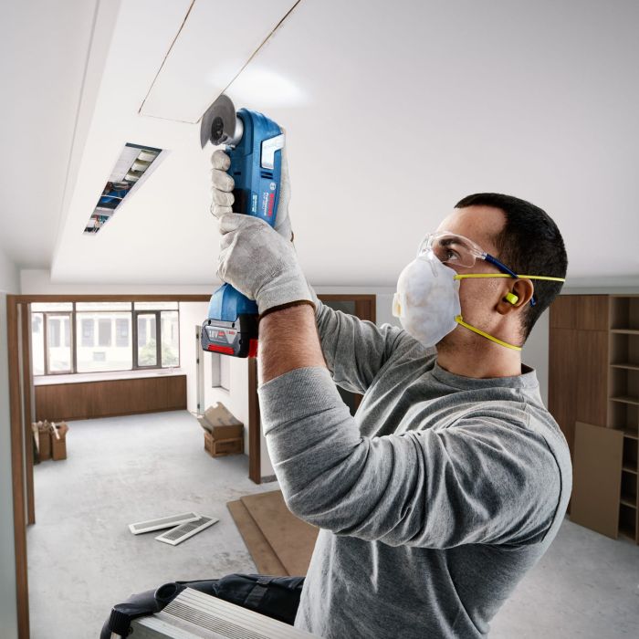 Многофункциональный инструмент реноватор Bosch GOP 185-LI Professional SOLO, 18.0 V-Li, SDS, 20000 об/мин, 1.2 кг