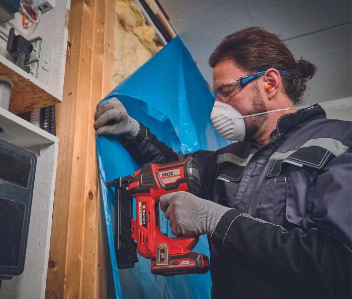 Степлер аккумуляторный Einhell FIXETTO 18/38 Solo, PXC, 18В, под скобы 10-38мм, 60п/мин, 2.8кг, (без АКБ и ЗУ)