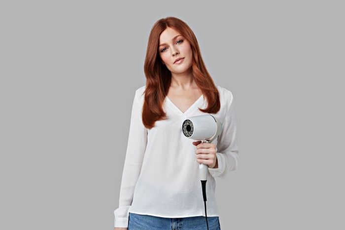 Фен Remington HYDRAluxe PRO, 2200Вт, 3 режими, дифузор, іоніз-я, хол. обдув, білий