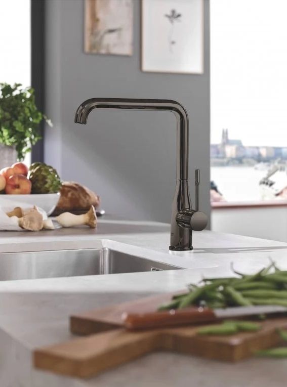 Смеситель для кухни Grohe Essence, дл.излива - 220мм, поворотный, 1рычаг, графит