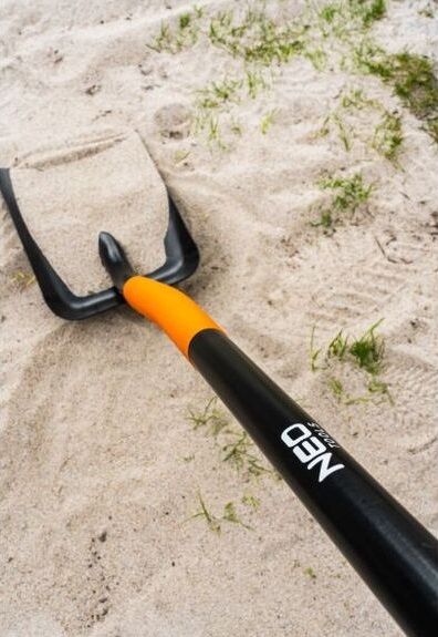 Лопата совковая Neo Tools, рукоятка металлическая D-образная, 132см, 2кг
