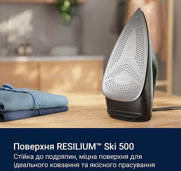 Утюг Electrolux, 2600Вт, 370мл, паровой удар 230гр, алюминиевая подошва, зелено-черый