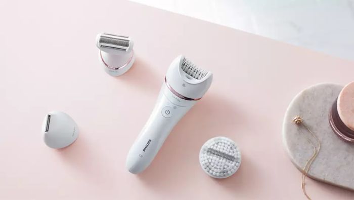 Эпилятор  Philips 8000 series дисковый, аккумул., пинцет.-32, влаж.+сух., чехол, насадок-7, белый