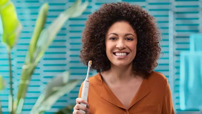 Щітка зубна електр. Philips, Sonicare DiamondClean 9000 Series, набір , 62т. колив/хв, насадок-1, 2 шт в наборі, 1зарядн.стакан+зарядка, чорний, білий