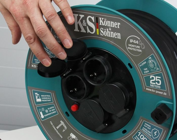 Удлинитель сетевой Konner&Sohnen  KS 2E 4хТип F, 3х2.5мм, 16A, на котушке, 25м, зелёный Könner & Söhnen KSCR-25M