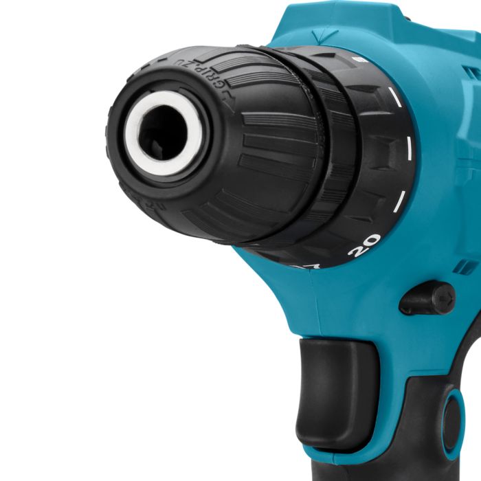 Шурупокрут-дриль   320Вт 21·42Нм 0–450·0–1500об/хв 1.2кг Makita DF0300