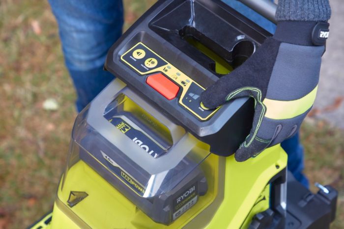 Подрібнювач садовий акумуляторний Max Power Ryobi RY36SHX40-0 36В 40мм 55л фреза низькошумний 18кг без АКБ та ЗП