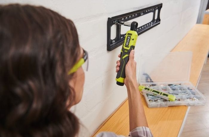 Трещотка аккумуляторная Ryobi USB Lithium RR14W4-0 4В 210об·мин 8Нм 1/4" 0.5кг без АКБ и ЗУ