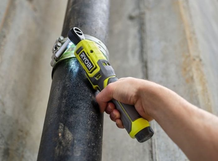 Трещотка аккумуляторная Ryobi USB Lithium RR14W4-0 4В 210об·мин 8Нм 1/4" 0.5кг без АКБ и ЗУ
