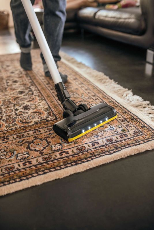 Пылесос Karcher беспроводный VC 6 CORDLESS OURFAMILY, конт пыль -0.8л, автон. раб. до 50мин, вес-2.5кг, НЕРА 12, белый