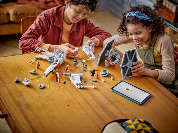 Конструктор LEGO Star Wars Набор сборки истребитель СИД и корабль типа X