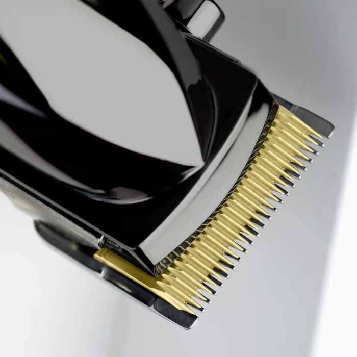 Машинка для стриження  Babyliss Super-X Metal Series, акум., насадок-12, сталь з графітовим покриттям, чорно-сріблястий