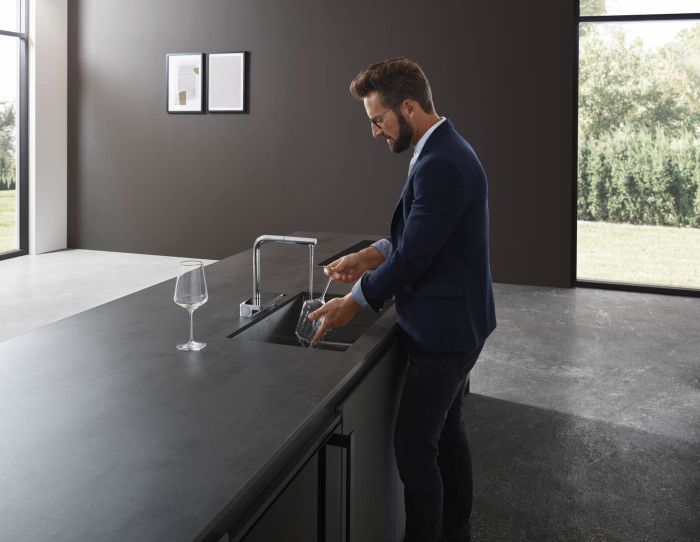 Змішувач для кухні Hansgrohe Aquno Select M81, довж.виливу - 210мм, поворотний, витяжний, 1 важіль, хром