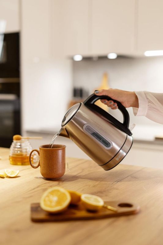 Электрочайник Gorenje 1.7л, Strix-контроль, металл, нерж