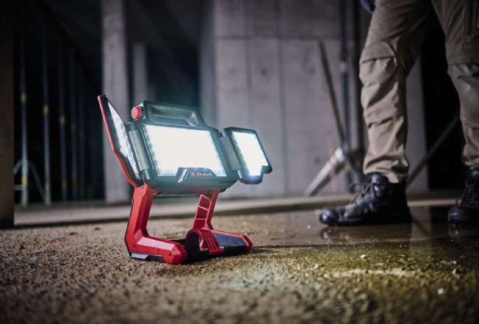 Фонарь аккумуляторный Einhell TP-CL 18/3000 Li - Solo, PXC, 18В, 60 LED, 200-300лм, 5700К, 1.75кг (без АКБ и ЗУ)