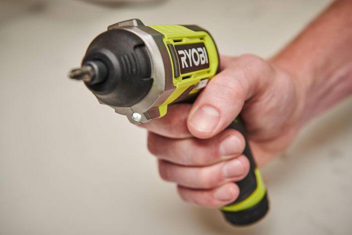 Викрутка акумуляторна Ryobi USB Lithium RSD4-120TA2 4В 1х2А·год 5Нм 200об/хв 2 насадки 10 біт 0.31кг кейс