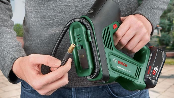 Автомобильный компрессор аккумуляторный Bosch UniversalPump, 18В, без АКБ и ЗП