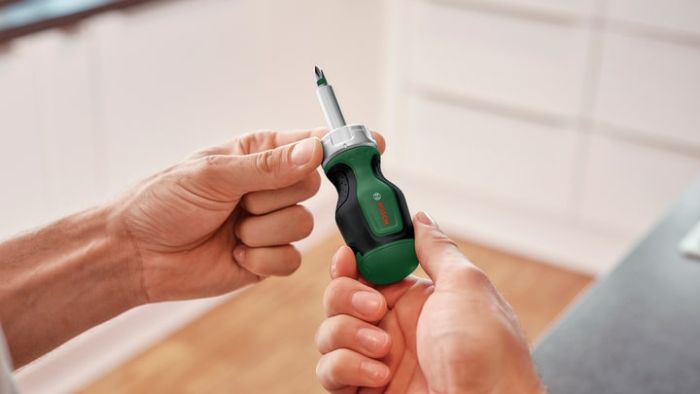 Отвертка с трещоткой Bosch 6 насадок