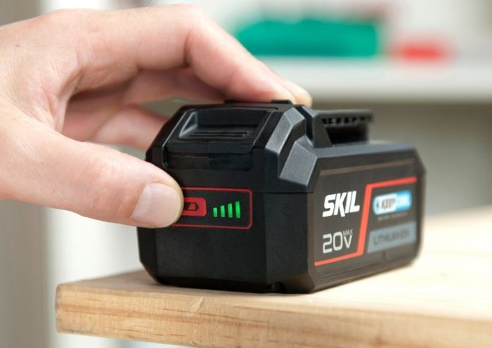 Акумулятор SKIL BR1E3104 AA 20В 4А·год 0.7кг