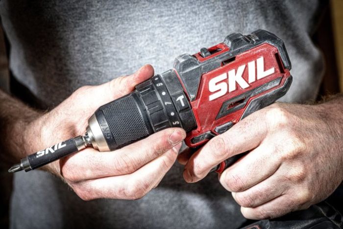 Шуруповерт-дрель ударная аккумуляторная SKIL 3075 CA Compact 20В 60Нм 500·180об·мин 0.9кг без АКБ и ЗУ