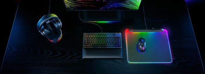 Игровая поверхность Razer  Firefly V2 Pro, М (360х278х4.6мм), RGB, чёрный