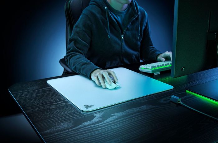 Игровая поверхность Razer Atlas, L (450x400x5мм), белый