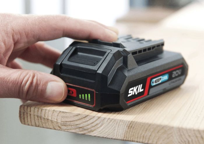 Набор аккумуляторов и зарядных устройств SKIL 3110 AA 20В, 1х2.5А•час, 0.95кг
