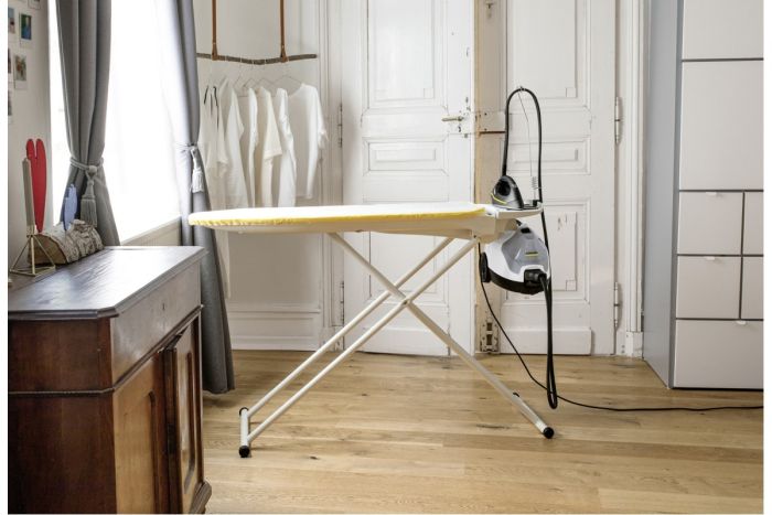 Пароочиститель Karcher SI 4 EasyFix Iron, 2000Вт, 800мл, 3.5Бар, глад.доска, утюг, швабра, белый
