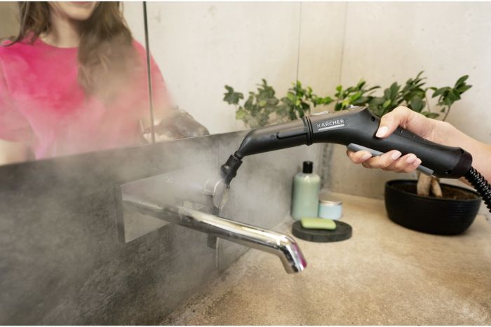 Пароочиститель Karcher SC 4 Deluxe Iron, 2200Вт, 1300мл, 4Бар, утюг, швабра, белый