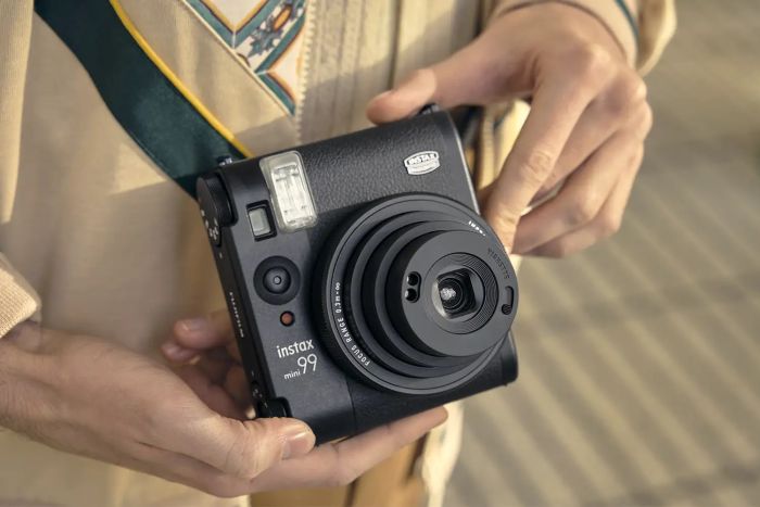 Фотокамера моментальной печати Fujifilm INSTAX Mini 99 Black
