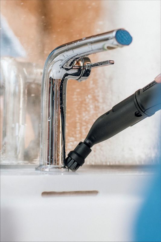 Пароочиститель Karcher SC 5 EasyFix Iron, 2250Вт, 1500мл, 4.2Бар, утюг+ швабра, белый