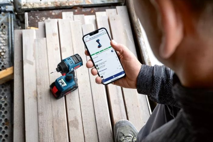 Гвинтоверт ударний акумуляторний Bosch Professional GDR 18V-220 C 18В 2х5А·год 0-3400об/хв 220Нм 1кг Bluetooth