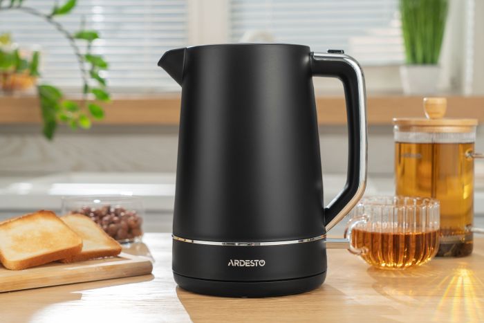 Электрочайник Ardesto 1.7л, Otter, пластик, черный матовый