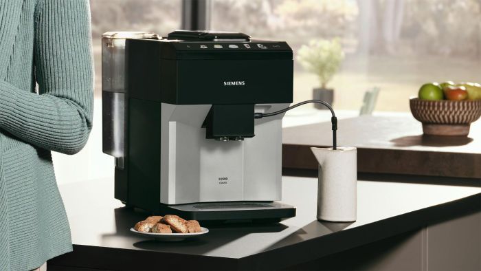 Кофемашина Siemens 1.9л, зерно, ручной капучинатор, авторецептов - 6, черный