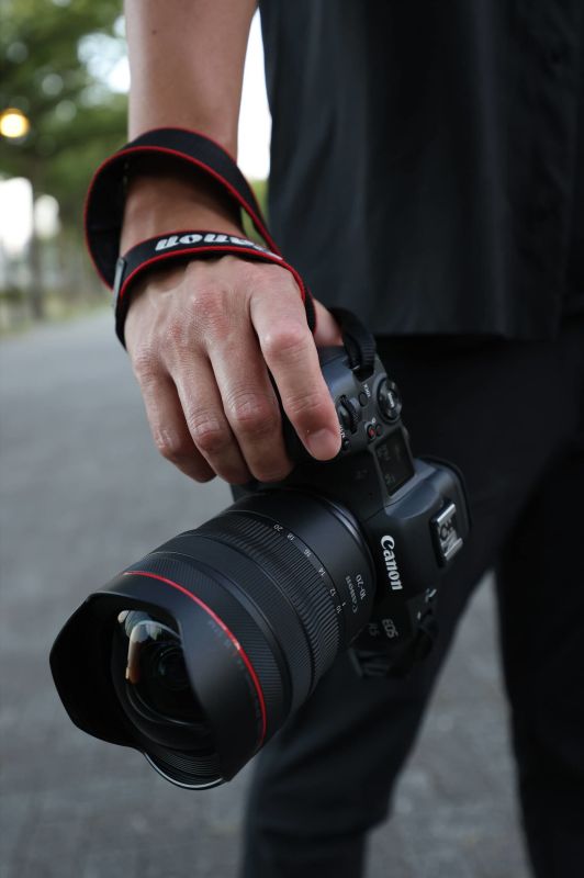 Объектив Canon RF 10-20mm f/4 L IS STM
