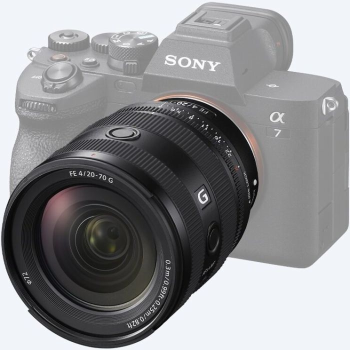 Объектив Sony 20-70mm f/4.0 G для NEX FF