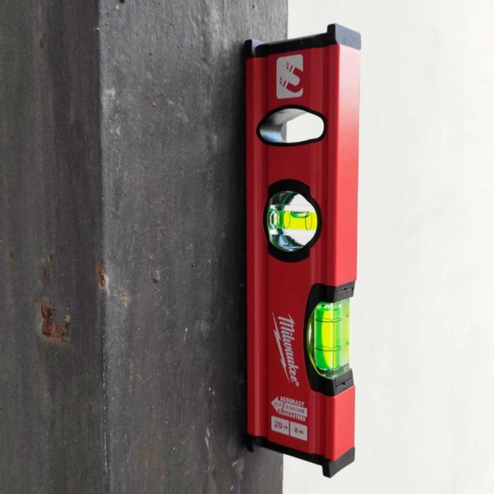 Уровень Milwaukee Slim Box, 20см, 2 капсулы, алюминиевый корпус