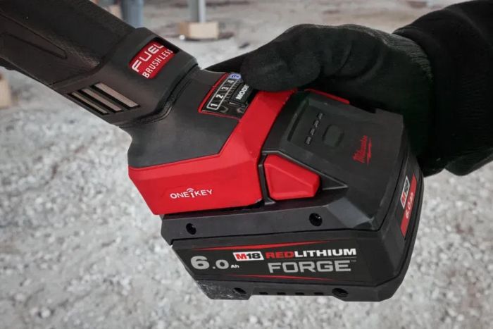 Шлифмашина угловая аккумуляторная Milwaukee M18 FHSAGO125VXPDB2-0X 18В 125мм