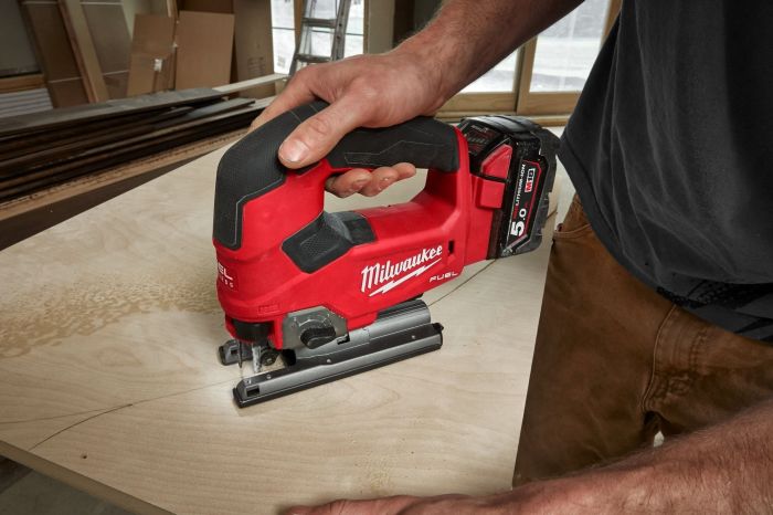 Лобзик аккумуляторный Milwaukee M18 FJS-0X 18В 3500об·мин ход 25мм кейс 2.9кг без АКБ и ЗП