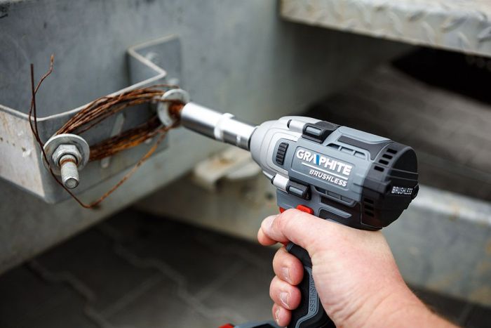 Гайковерт ударний GRAPHITE Energy+ 18В безщітковий 2600об/хв 330Нм 1/2" 0.9кг без АКБ та ЗП