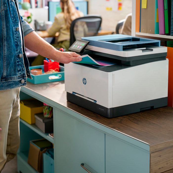 МФУ А4 цв.HP Color LJ Pro MFP 3303sdw c Wi-Fi