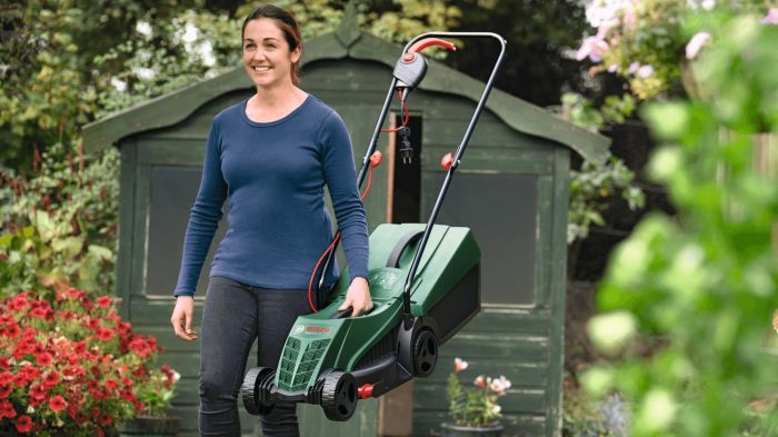 Газонокосилка сетевая Bosch EasyRotak 32-205 1200Вт 32см 31л 25-65мм 11.1кг