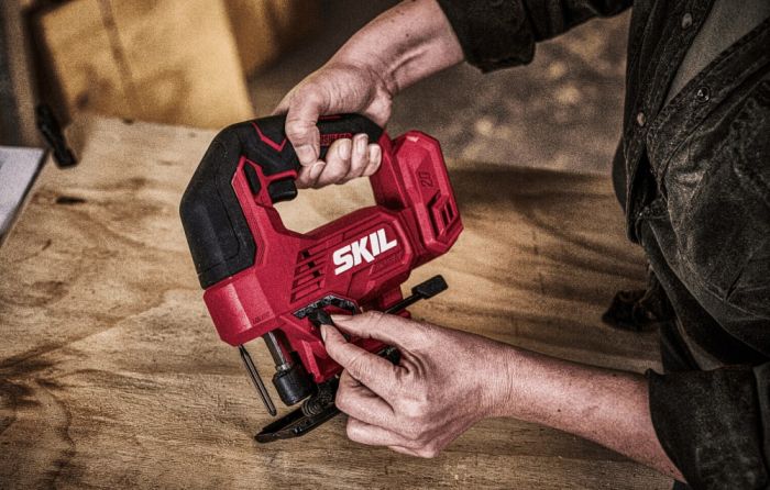 Лобзик акумуляторний SKIL 3421 CA 20В безщітковий 2800об·хв хід 23мм 1.52кг без АКБ та ЗП